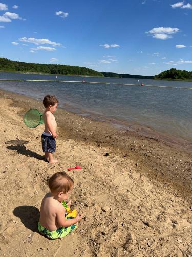 20220602-boys-at-beach-Sugar-Bottom-IA