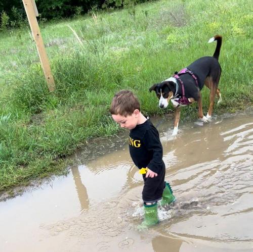 20220604-splashing-in-puddles-Sugar-Bottom-IA
