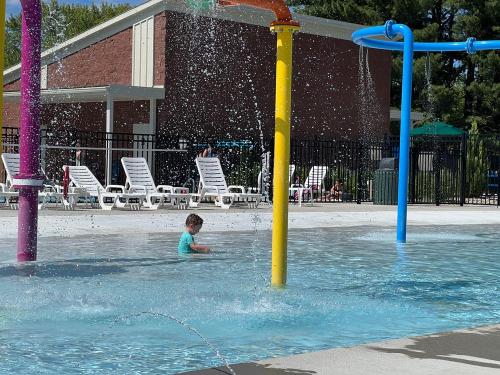 20220623 7584-splash-pad-Indian-Lakes-IN