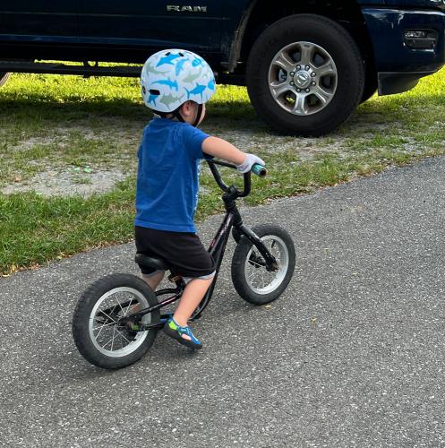 20220812-05-family-walk-Circle-M-Lancaster-PA