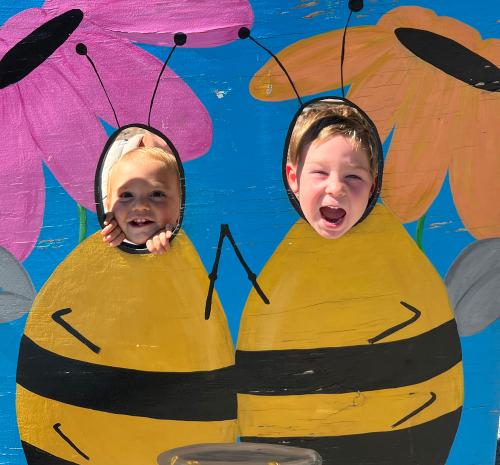 20220813-11-bees-peach-festival-West-Chester-PA