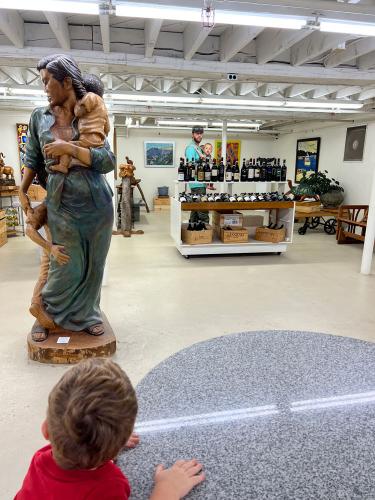 20220910-02-wine-celler-art-gallery-ellsworth-me