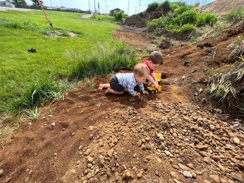 20220528-Boys-playing-in-the-dirt-2-Kalona-Park