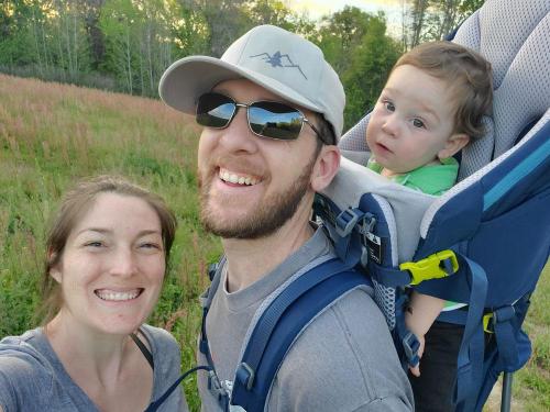 Gesen-Matt-Keahi-walking-Sparacia