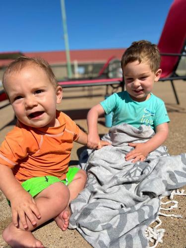 boys-at-pool-1-lake-tawakoni