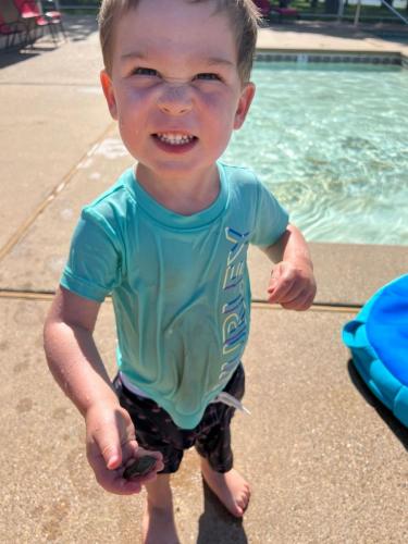 keahi-and-frog-2-lake-tawakoni