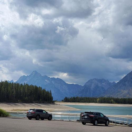 lake-Grand-Teton-NP